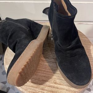 Sofft brand suede shoe